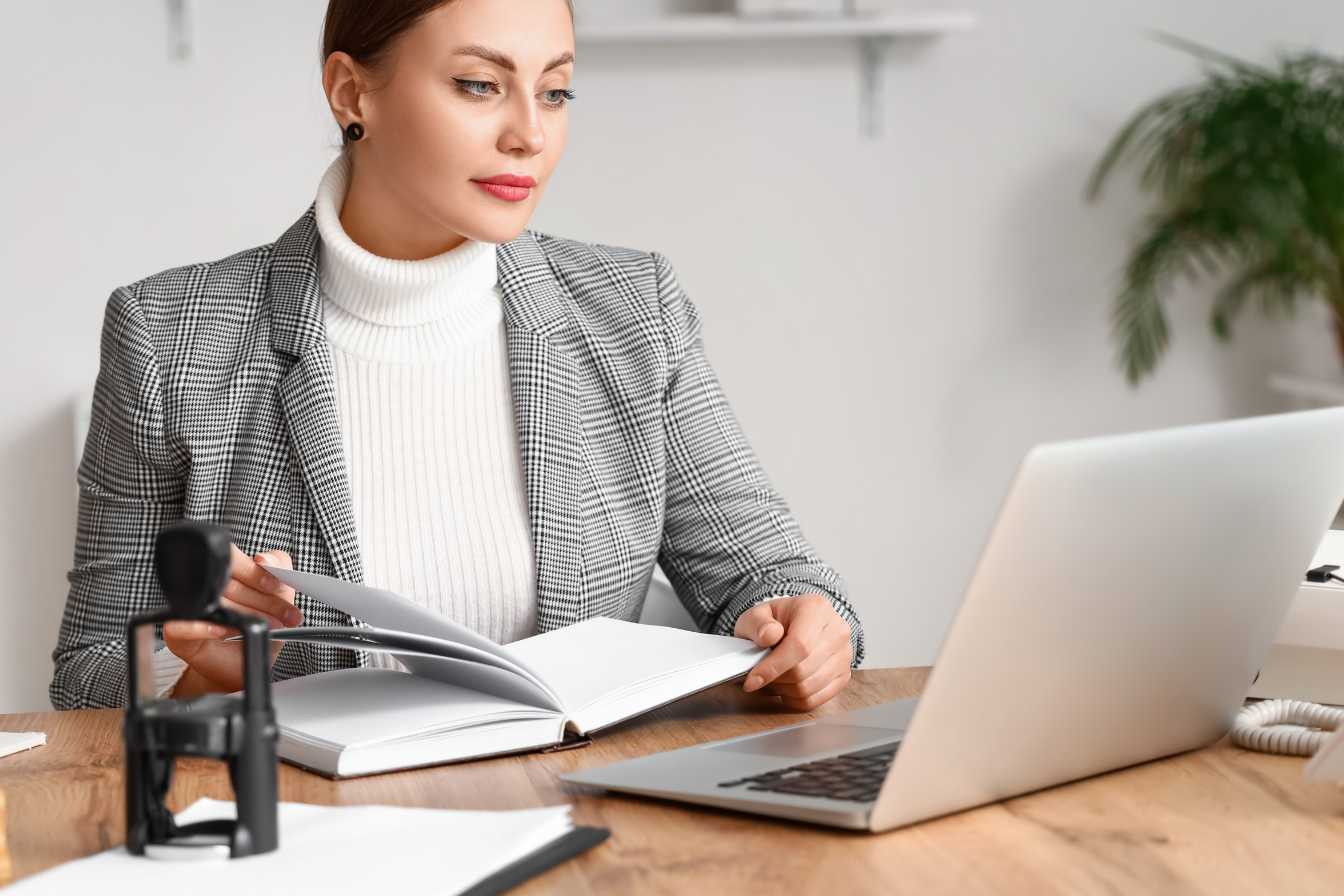 découvrez comment sécuriser vos investissements en bourse grâce aux conseils d'un notaire expert pour protéger votre patrimoine en toute confiance.