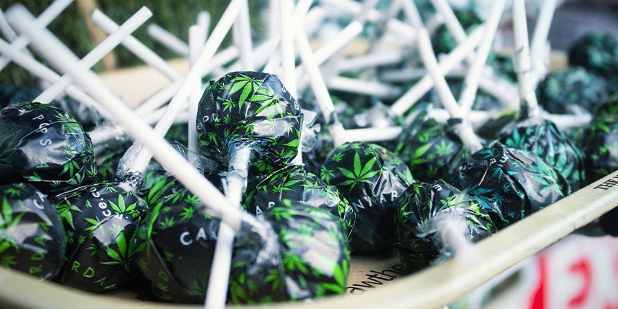 découvrez notre guide complet sur les bonbons au cannabis : recettes, astuces de fabrication et conseils pour une consommation responsable et agréable.