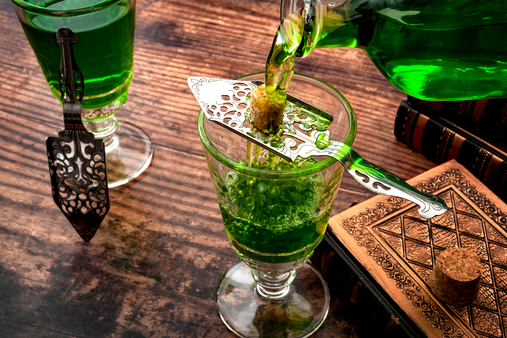 découvrez les usages et effets du cannabis absinthe, une variété aux propriétés uniques, pour mieux comprendre son impact et ses applications.